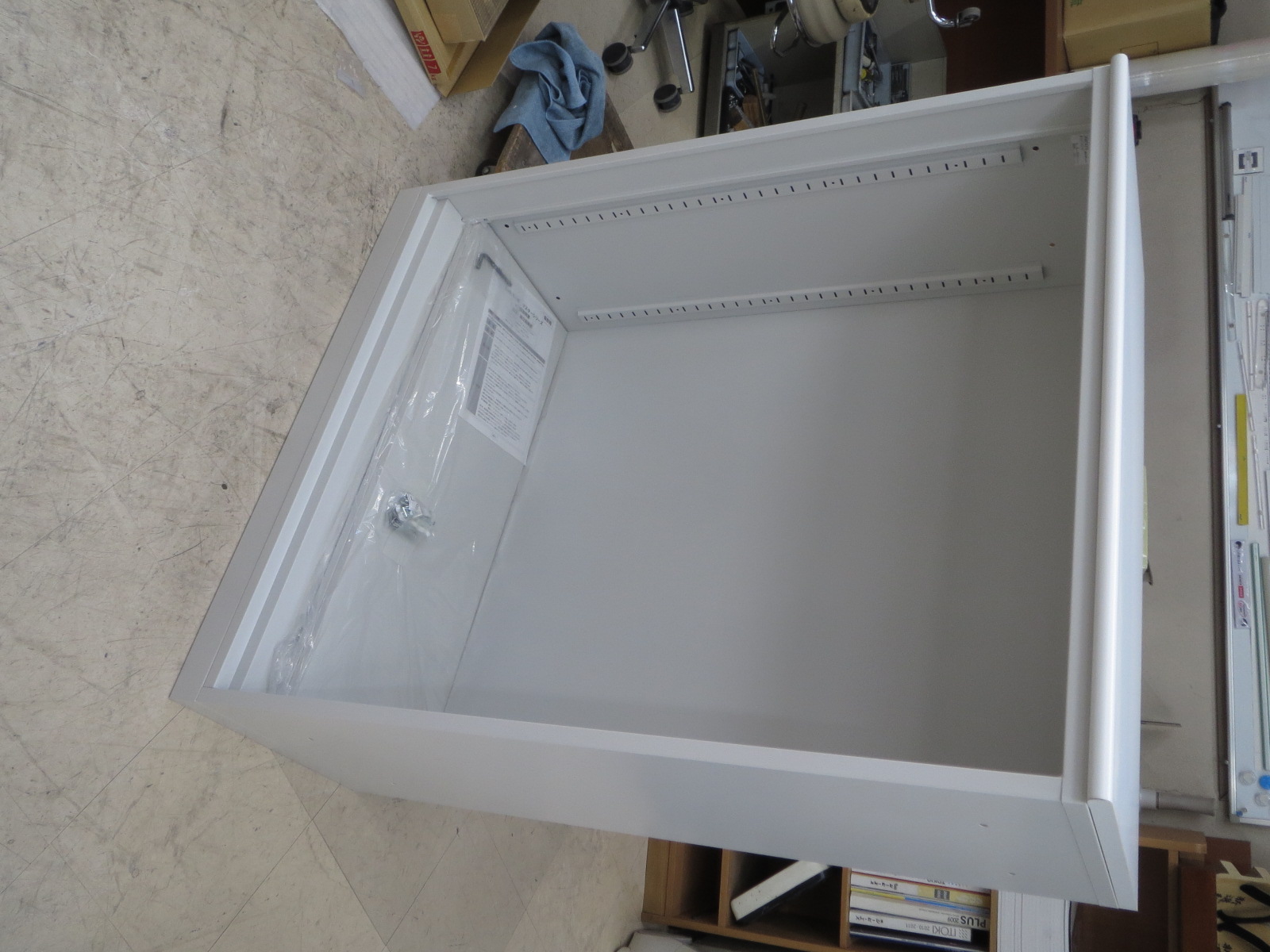 東京鋼器製　Ｍａｓｔｅｒシリーズ　天板＋ベース付オープン書庫