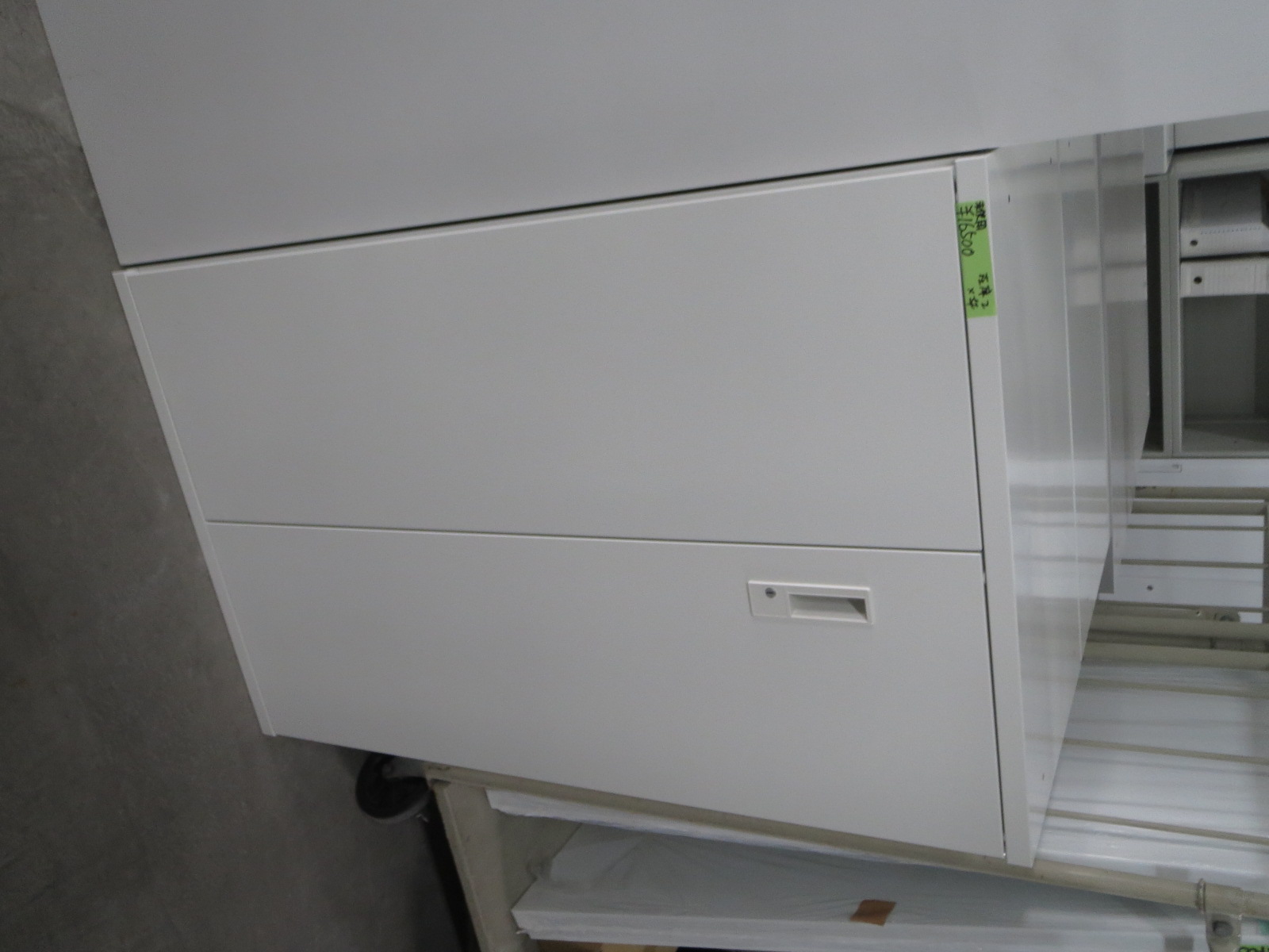 プラス　W700タイプ　両開き書庫　アウトレット品