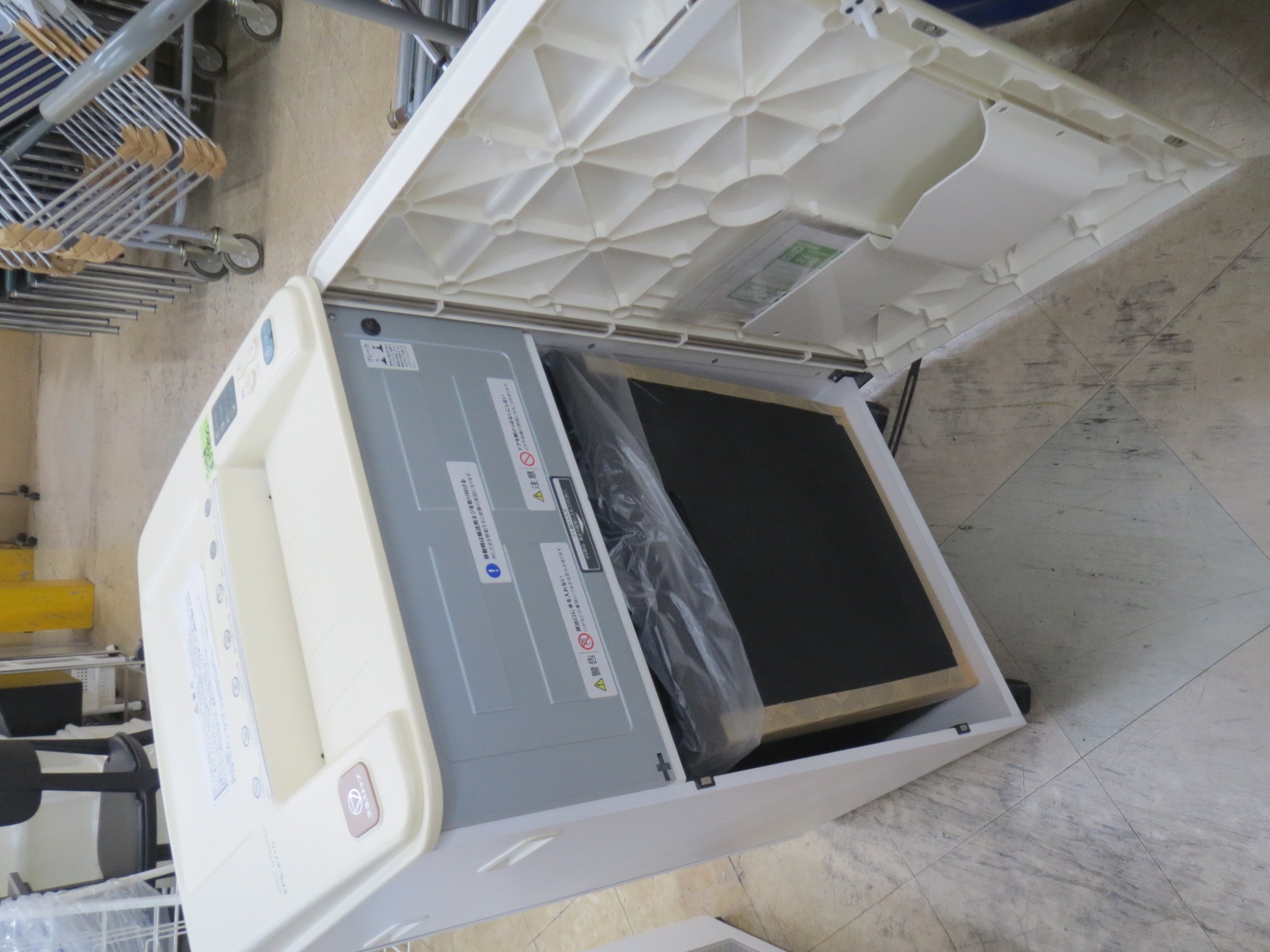 コクヨ　シュレッダー　KPS-X710　2015年？